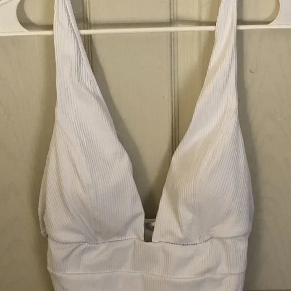 Andie The Sardinia One Piece in Ribbed White (Size XL) - Picture 4 of 7